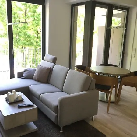 Residenz Am Zwinger Hotel apartamentowy