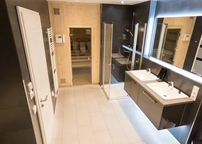 Residenz Am Zwinger شقة فندقية 4*